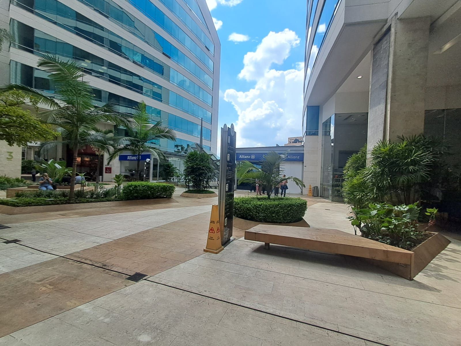 Local en arriendo Antioquia Medellín La Florida 65 m2 Habitaciones 0 Baños 1 Garajes 0 Precio $7300000