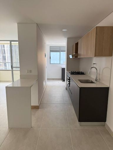 Apartamento en arriendo o venta Antioquia Medellín Simesa 73 m2 Habitaciones 2 Baños 2 Garajes 1 Precio venta $800000000 Precio arriendo $4200000