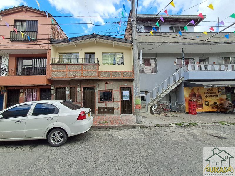 Apartaestudio en arriendo Antioquia Itagüí San Fernando 16 m2 Habitaciones 1 Baños 1 Garajes 0 Precio $900000