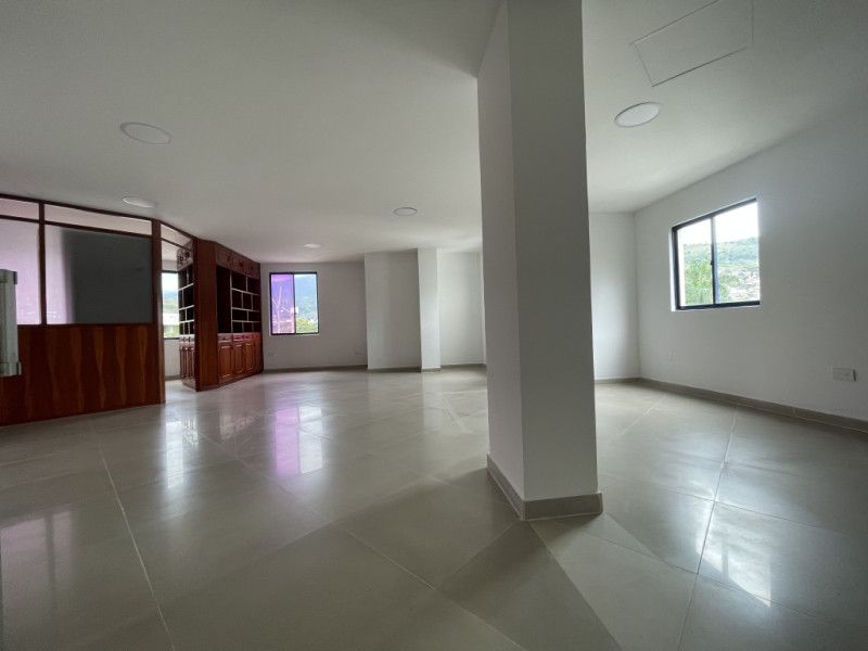 Consultorio en arriendo Valle Del Cauca Cali El Lido 90 m2 Habitaciones 0 Baños 2 Garajes 2 Precio $3700000