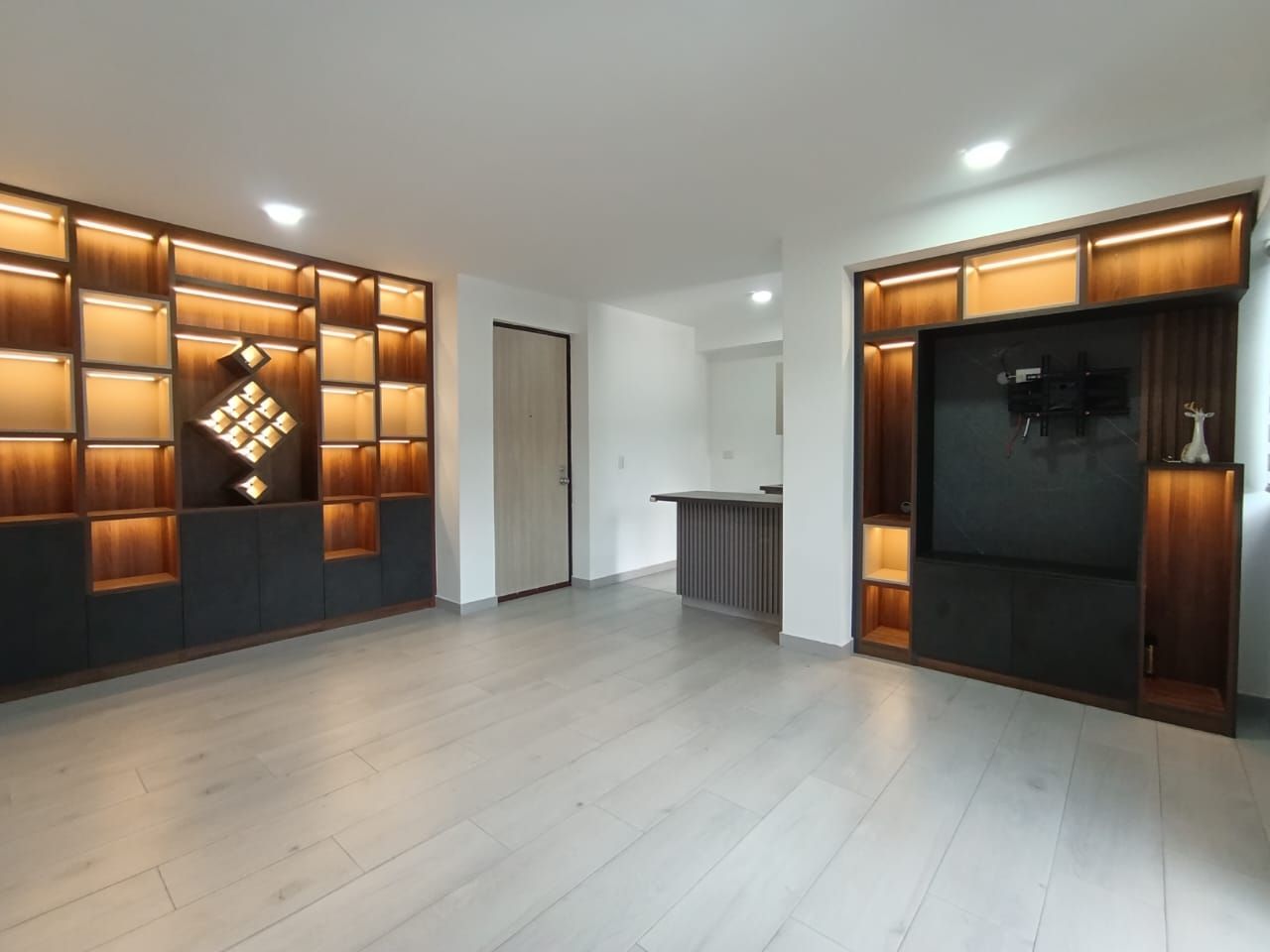 Apartamento en arriendo Antioquia Bello Proyecto Terranova 70 m2 Habitaciones 3 Baños 2 Garajes 1 Precio $2600000