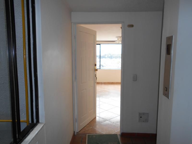 Apartamento en venta Cundinamarca Bogotá Ciudad Techo 48 m2 Habitaciones 3 Baños 2 Garajes 0 Precio $280000000