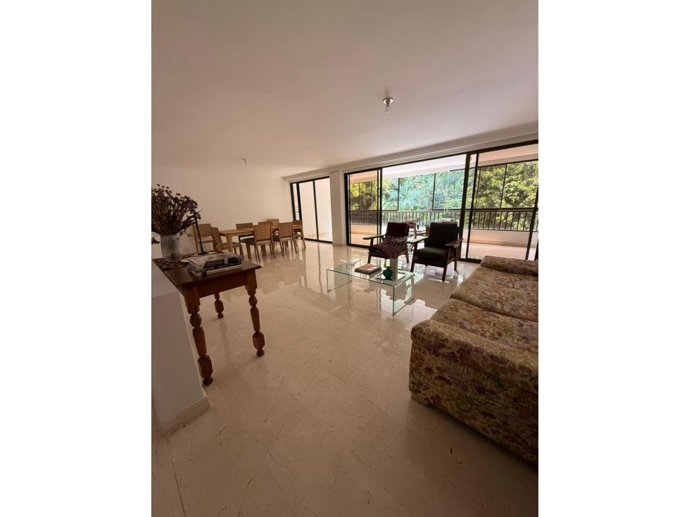 Apartamento en venta Antioquia Medellín La Florida 210 m2 Habitaciones 3 Baños 3 Garajes 2 Precio $1500000000