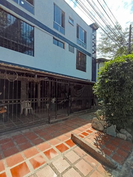 Apartamento en arriendo Antioquia Medellín Florida Nueva 50 m2 Habitaciones 2 Baños 2 Garajes 0 Precio $2500000