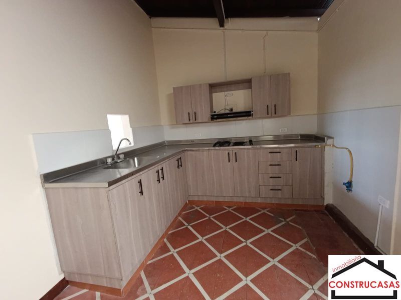 Casa en arriendo Antioquia Medellín Rosales 120 m2 Habitaciones 4 Baños 2 Garajes 0 Precio $3400000