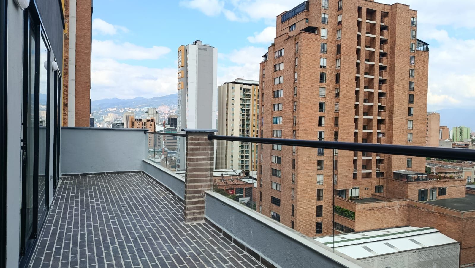Apartamento en arriendo Antioquia Medellín Bombona No 1 70 m2 Habitaciones 3 Baños 2 Garajes 0 Precio $4000000