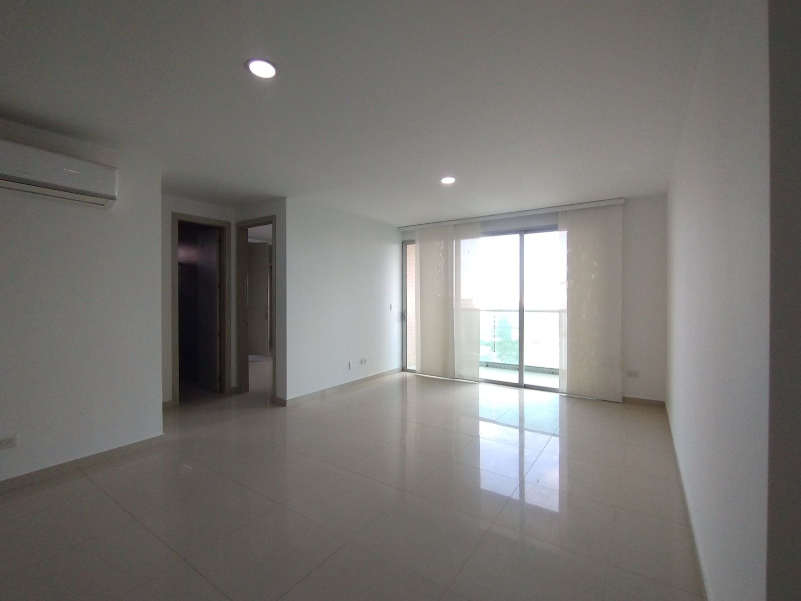 Apartamento en arriendo Atlántico Barranquilla Altamira 87 m2 Habitaciones 2 Baños 2 Garajes 1 Precio $3550000