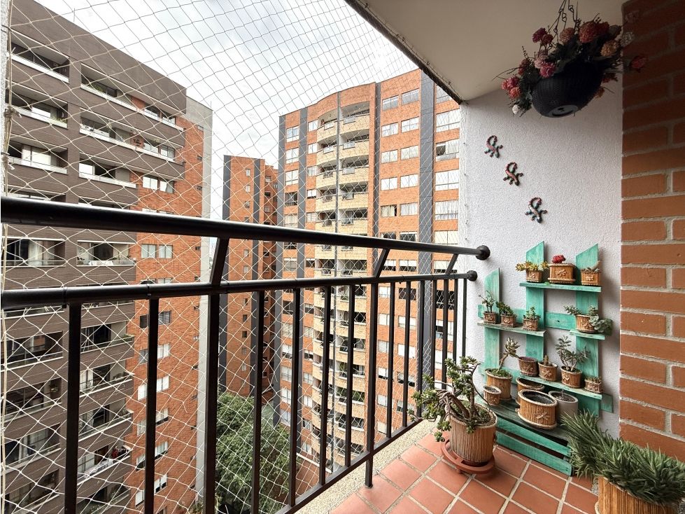 Apartamento en venta Antioquia Envigado Jardines 96 m2 Habitaciones 3 Baños 2 Garajes 1 Precio $740000000