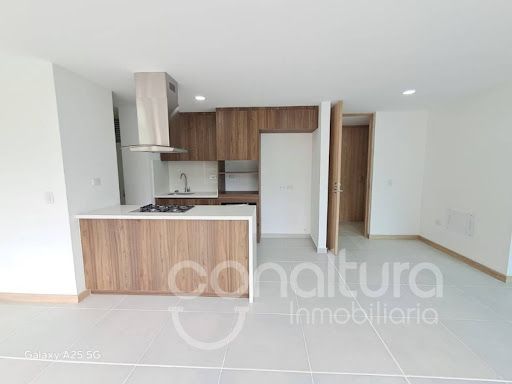Apartamento en arriendo Antioquia Sabaneta Sabaneta 76 m2 Habitaciones 2 Baños 2 Garajes 1 Precio $3300000