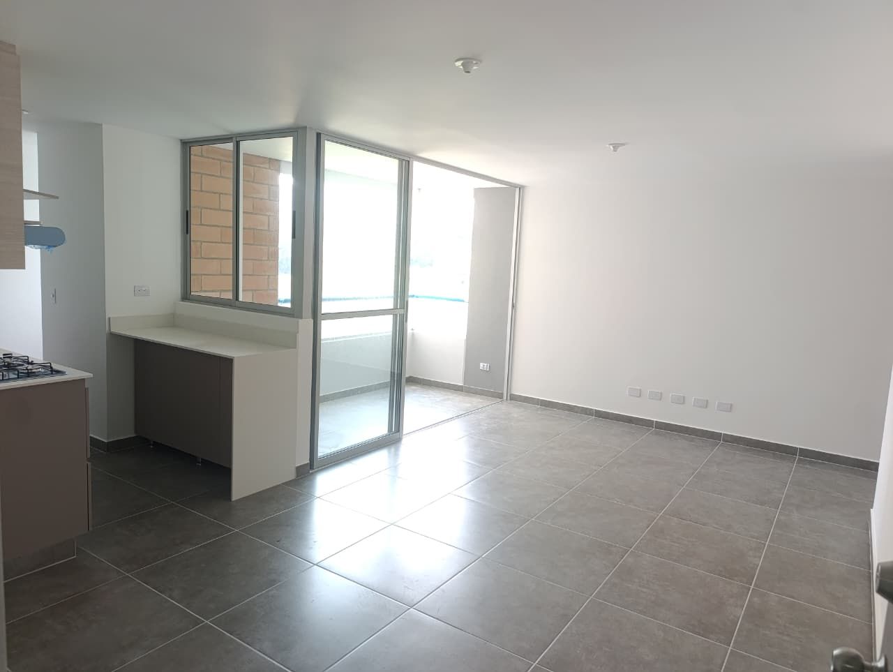 Apartamento en arriendo Antioquia Sabaneta Sabaneta 85 m2 Habitaciones 3 Baños 2 Garajes 0 Precio $3200000