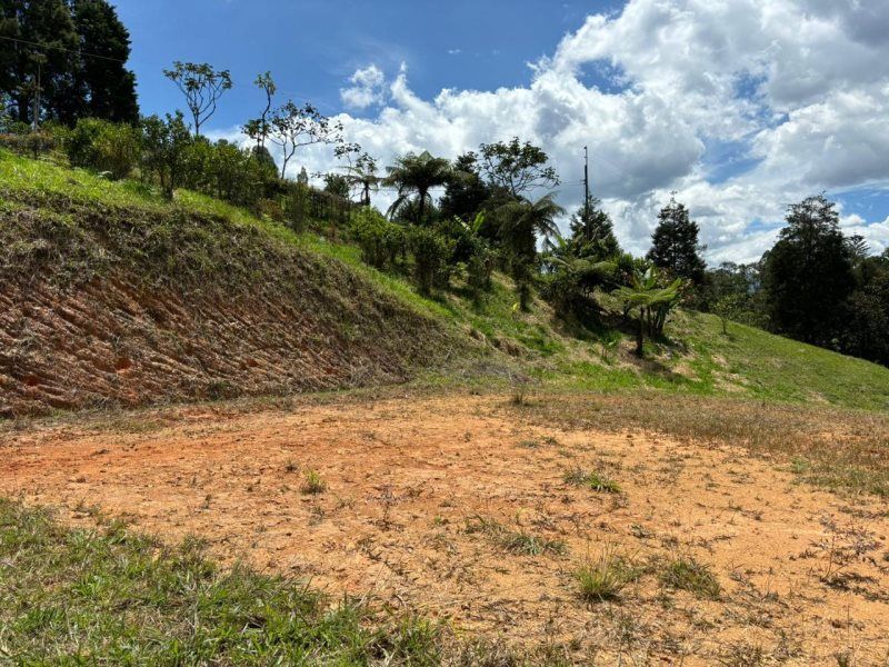 Lote en venta Antioquia Caldas Caldas 3500 m2 Habitaciones 0 Baños 0 Garajes 0 Precio $400000000