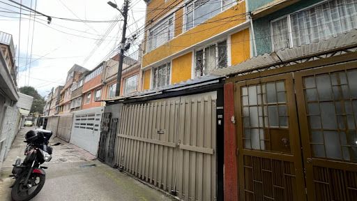 Apartamento en arriendo Cundinamarca Bogotá Ub Azafranes 57 m2 Habitaciones 2 Baños 2 Garajes 0 Precio $1250000
