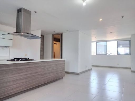 Apartamento en arriendo Antioquia Medellín Castropol 120 m2 Habitaciones 3 Baños 2 Garajes 2 Precio $6000000