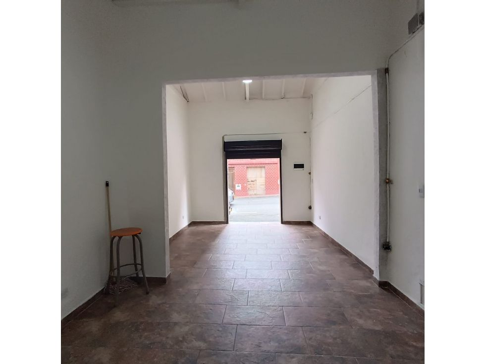Local en arriendo Antioquia Envigado San José 30 m2 Habitaciones 0 Baños 0 Garajes 0 Precio $2300000