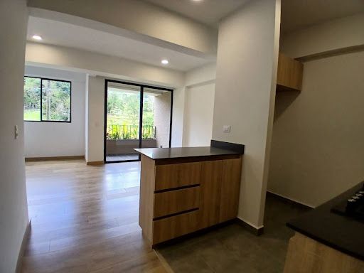 Apartaestudio en arriendo Antioquia El Retiro El Retiro 53 m2 Habitaciones 1 Baños 2 Garajes 1 Precio $2800000