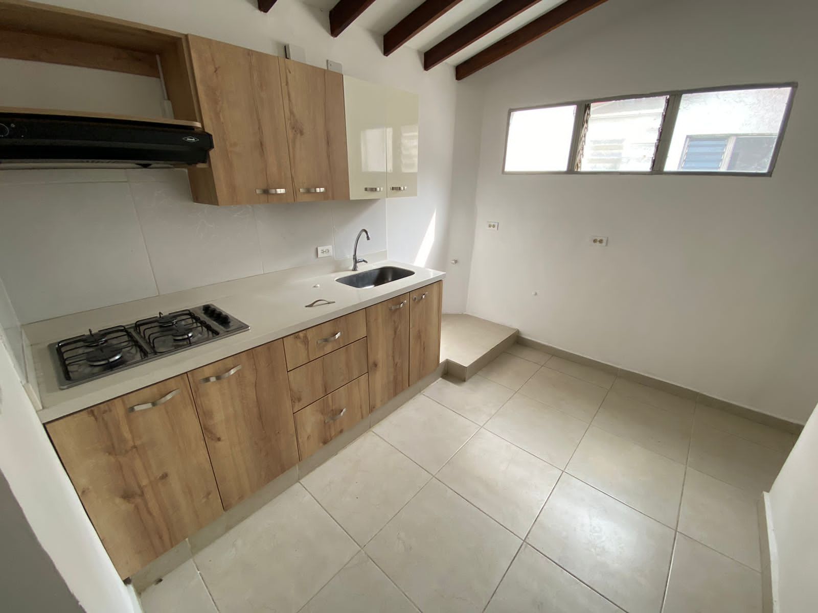 Apartamento en arriendo Antioquia Medellín Bosques De San Pablo 60 m2 Habitaciones 2 Baños 2 Garajes 0 Precio $1900000
