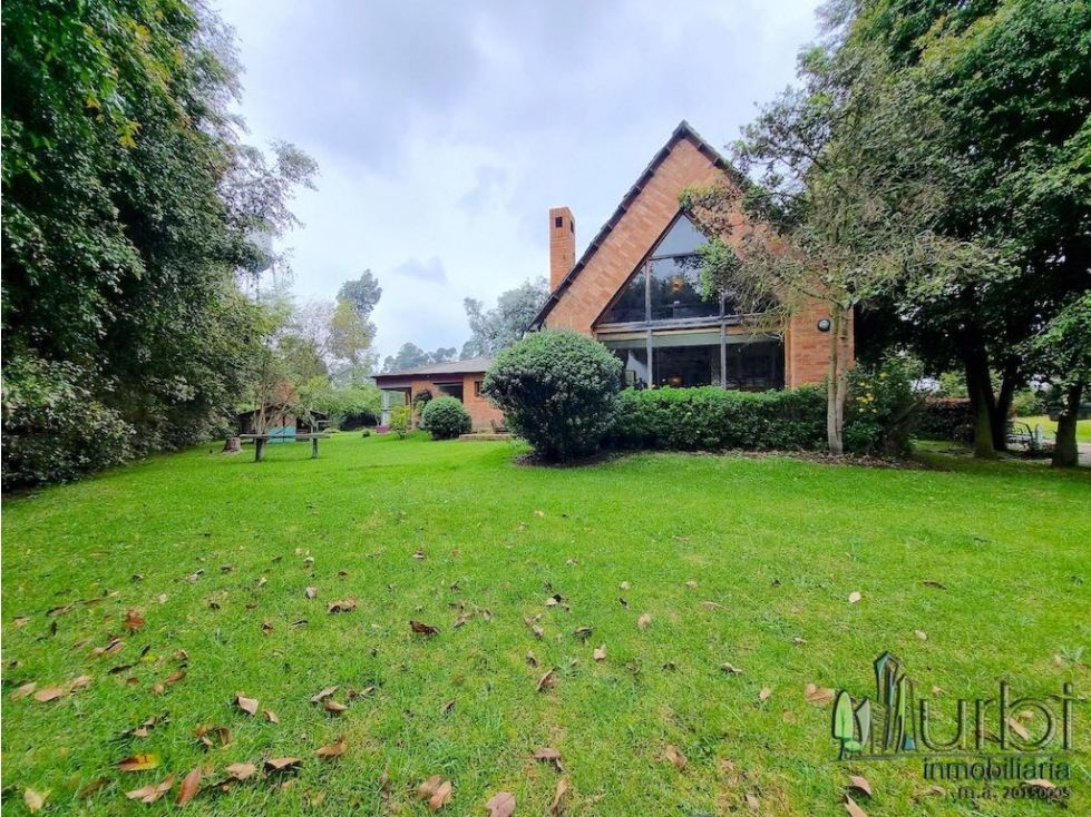 Casa en venta Cundinamarca Cajicá Vda Chuntame 300 m2 Habitaciones 4 Baños 2 Garajes 2 Precio $1500000000