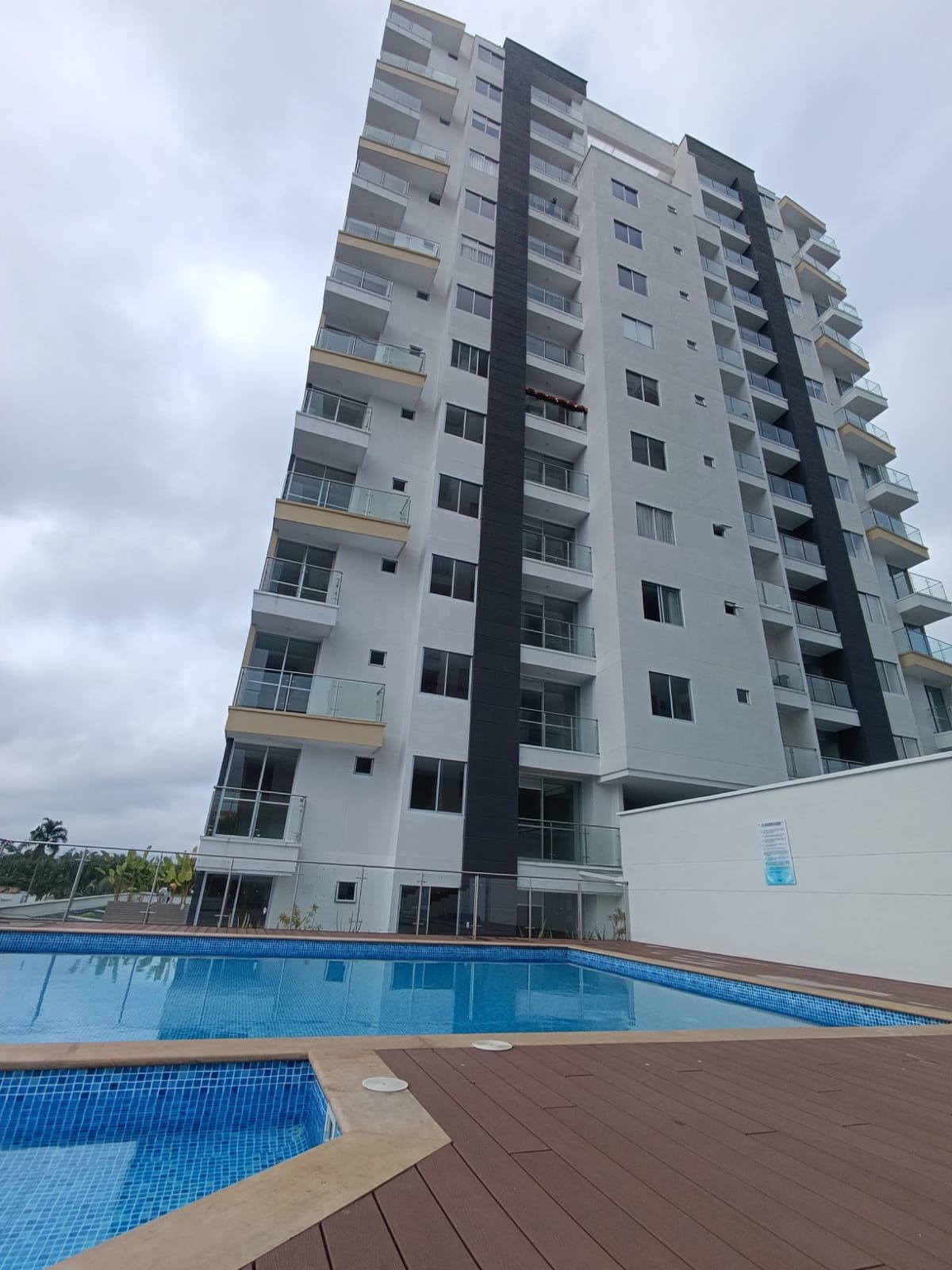 Apartamento en arriendo Risaralda Pereira Sector Belmonte 79 m2 Habitaciones 3 Baños 2 Garajes 1 Precio $2800000