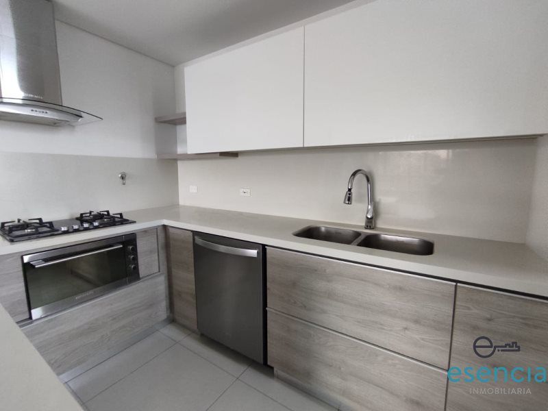 Apartamento en arriendo Antioquia Envigado Loma Del Atravesado 116 m2 Habitaciones 3 Baños 2 Garajes 0 Precio $5500000