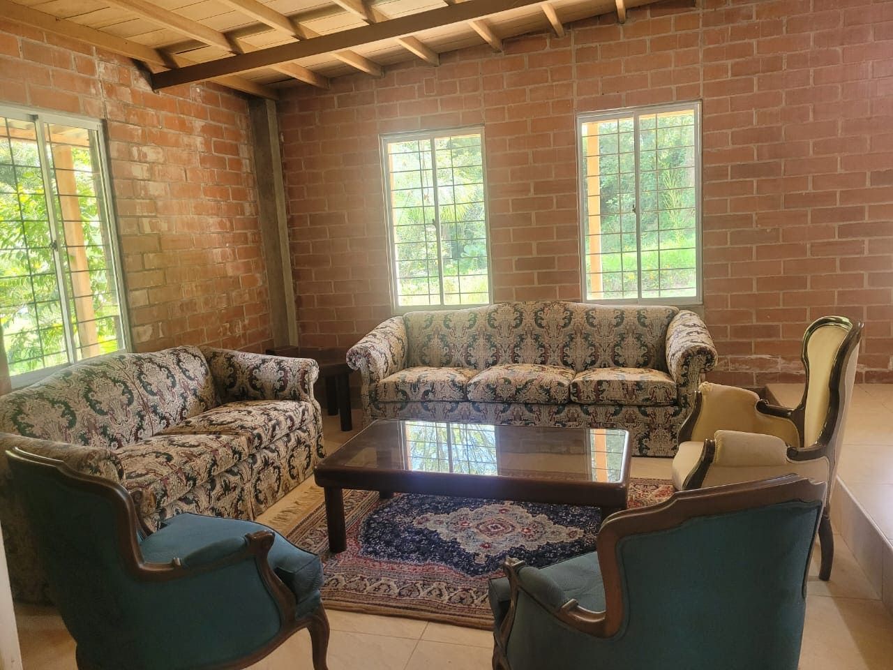 Finca en arriendo Antioquia Guarne Punto Mayor 110 m2 Habitaciones 2 Baños 2 Garajes 3 Precio $2200000