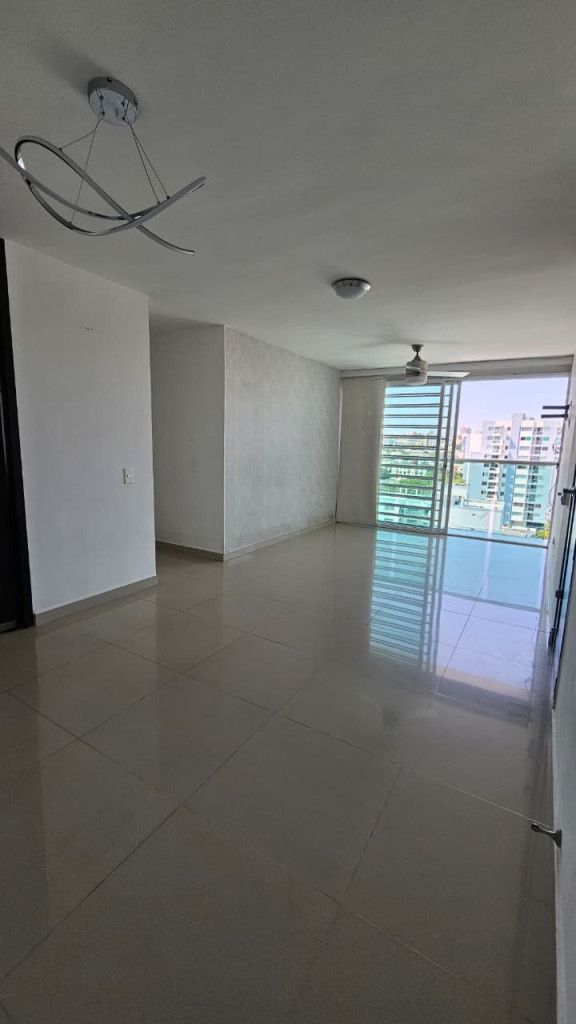 Apartamento en arriendo Atlántico Barranquilla El Recreo 72 m2 Habitaciones 3 Baños 2 Garajes 1 Precio $1800000