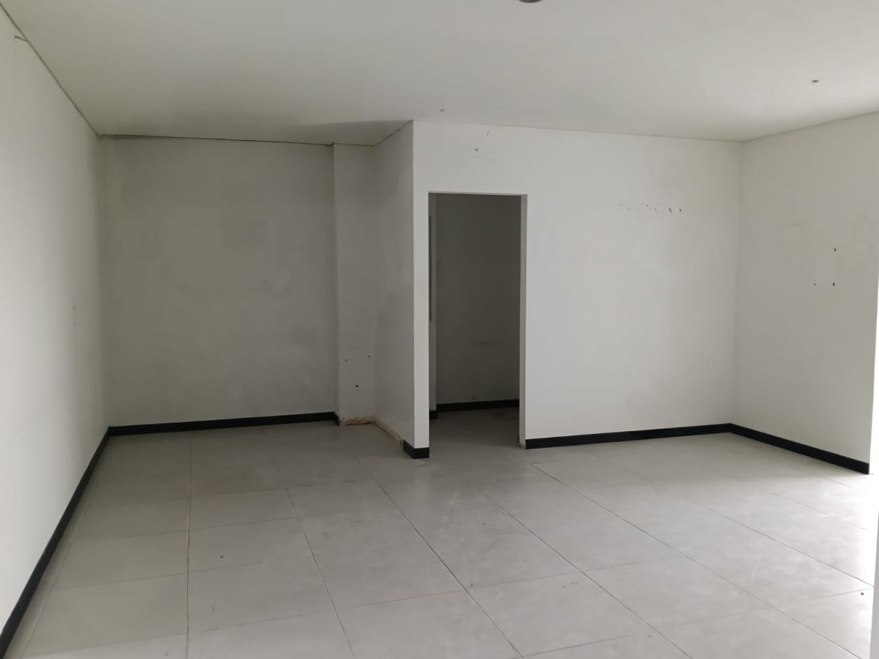 Oficina en arriendo Cundinamarca Bogotá La Castellana 96 m2 Habitaciones 0 Baños 1 Garajes 0 Precio $7405000