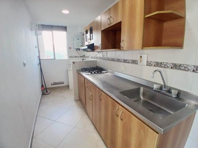 Apartamento en arriendo Antioquia Medellín Villanueva 70 m2 Habitaciones 3 Baños 2 Garajes 1 Precio $3800000