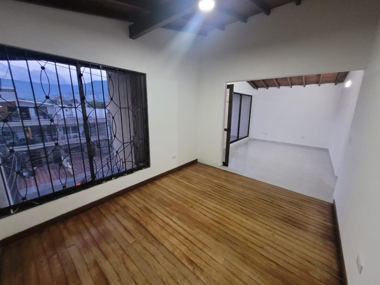 Casa en venta Antioquia Medellín Miravalle 119 m2 Habitaciones 3 Baños 3 Garajes 0 Precio $580000000