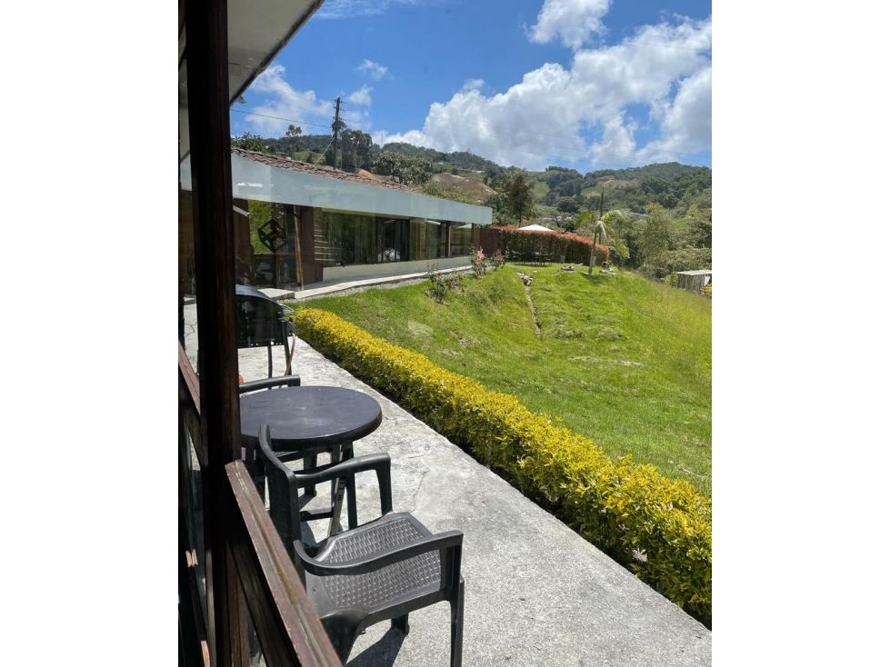 Casa Campestre en venta Antioquia La Unión La Unión 330 m2 Habitaciones 3 Baños 2 Garajes 4 Precio $620000000