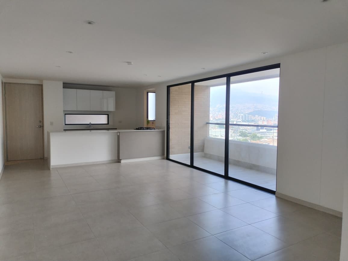 Apartamento en arriendo Antioquia Medellín La Aguacatala 112 m2 Habitaciones 2 Baños 3 Garajes 1 Precio $5700000