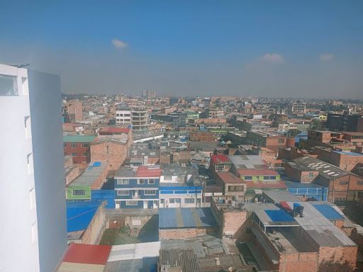 Apartamento en arriendo Cundinamarca Bogotá El Tunal Oriental 226 m2 Habitaciones 2 Baños 1 Garajes 0 Precio $1300000