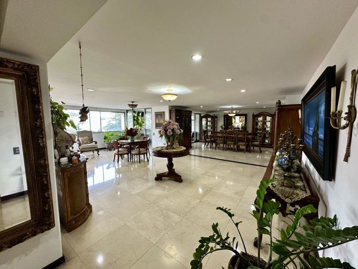 Apartamento en arriendo Valle Del Cauca Cali Arboledas 420 m2 Habitaciones 6 Baños 6 Garajes 2 Precio $11000000