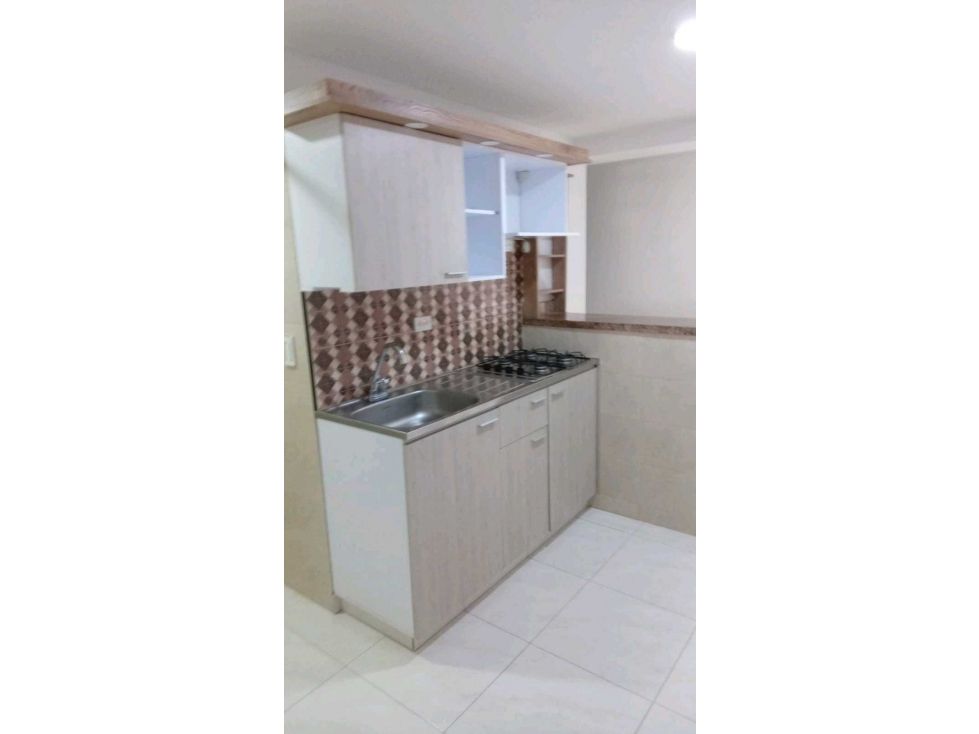 Apartamento en arriendo Antioquia Medellín Prado 50 m2 Habitaciones 2 Baños 1 Garajes 1 Precio $1750000