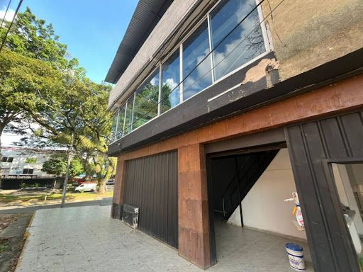 Local en arriendo Valle Del Cauca Cali Cañaveralejo - Seguros Patria 140 m2 Habitaciones 0 Baños 2 Garajes 0 Precio $7500000