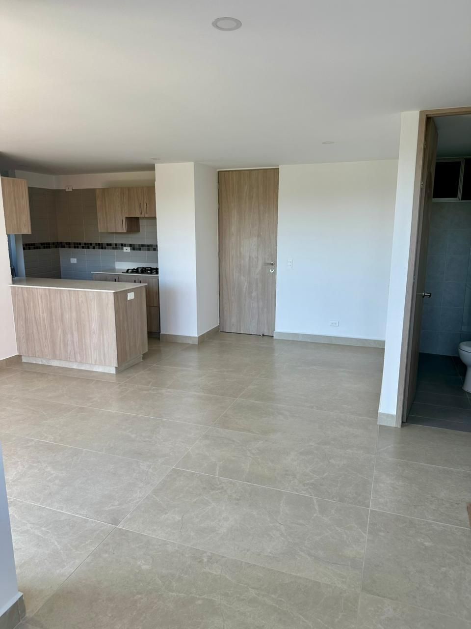 Apartamento en arriendo Antioquia Rionegro Cuatro Esquinas 65 m2 Habitaciones 2 Baños 2 Garajes 1 Precio $2700000