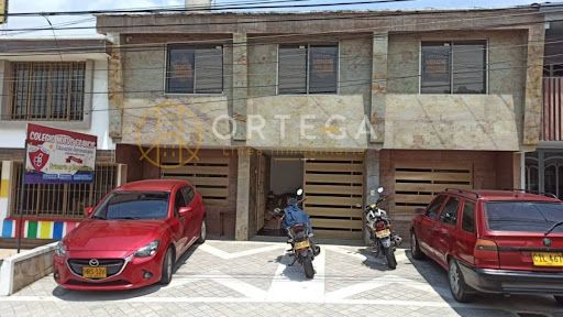 Casa en venta Santander Floridablanca Cañaveral Alto 300 m2 Habitaciones 5 Baños 5 Garajes 3 Precio $1000000000