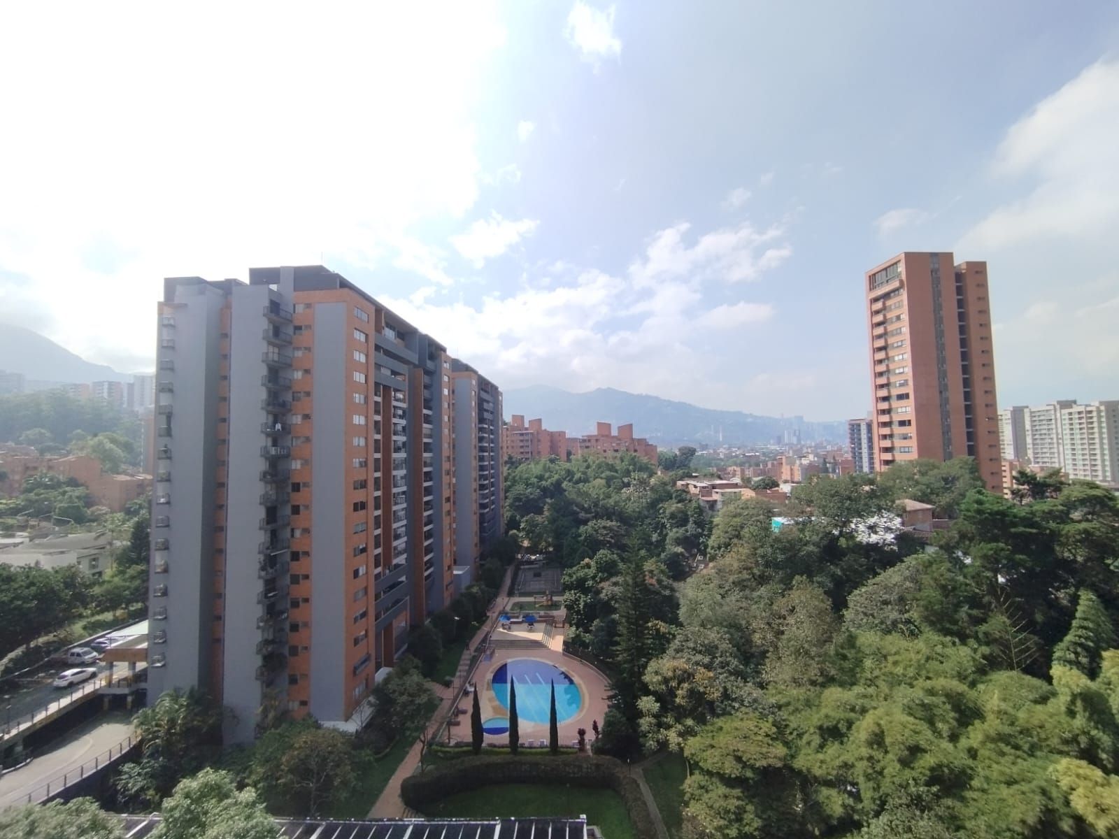Apartamento en arriendo Antioquia Medellín Zuñiga 110 m2 Habitaciones 3 Baños 3 Garajes 2 Precio $5100000