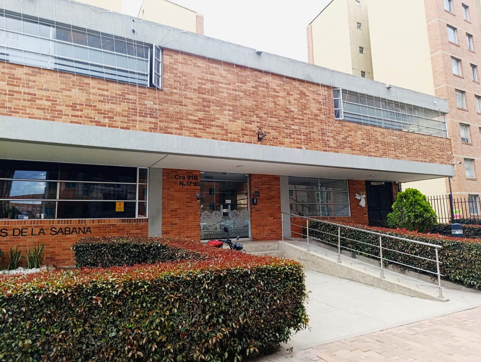 Apartamento en venta Cundinamarca Bogotá Cjr Hayuelos De La Sabana 70 m2 Habitaciones 3 Baños 2 Garajes 1 Precio $440000000