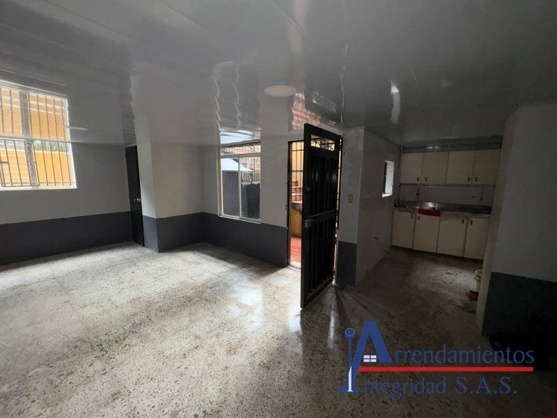 Apartamento en arriendo Antioquia Medellín Rosales 60 m2 Habitaciones 1 Baños 2 Garajes 0 Precio $2300000