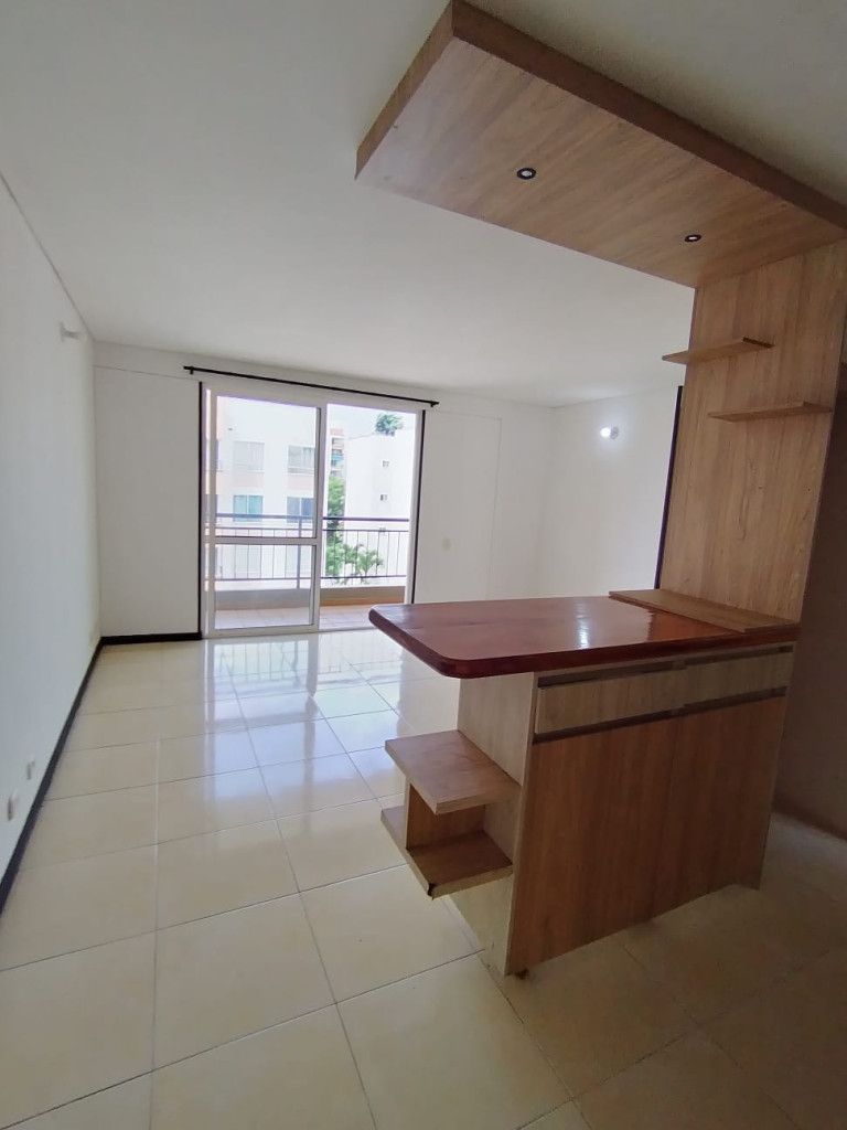 Apartamento en arriendo Valle Del Cauca Cali Conjunto Residencial Farallones De La Bocha 68 m2 Habitaciones 2 Baños 2 Garajes 0 Precio $1300000