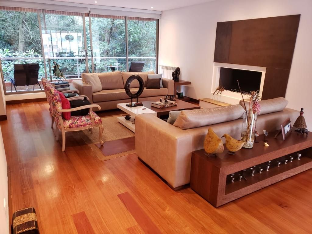 Apartamento en venta Cundinamarca Bogotá La Acanada 270 m2 Habitaciones 3 Baños 4 Garajes 3 Precio $2480000000