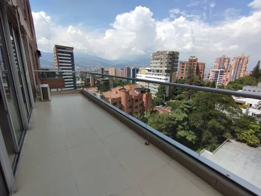 Oficina en arriendo Antioquia Medellín Castropol 152 m2 Habitaciones 0 Baños 2 Garajes 3 Precio $13800000