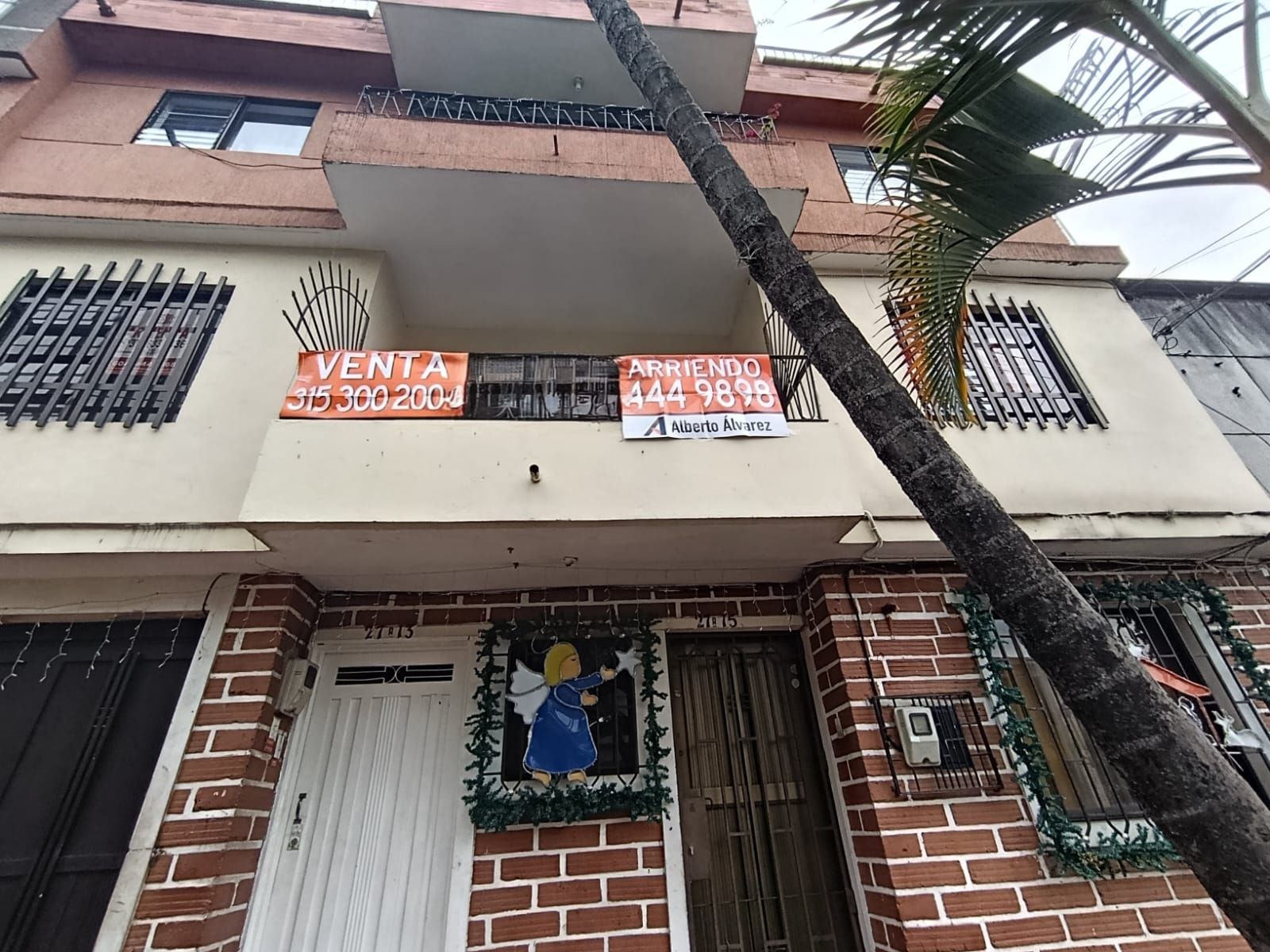 Apartamento en arriendo Antioquia Medellín Buenos Aires 145 m2 Habitaciones 5 Baños 3 Garajes 0 Precio $3000000