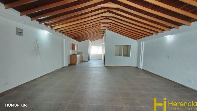 Oficina en arriendo Antioquia Medellín San Bernardo 120 m2 Habitaciones 0 Baños 2 Garajes 0 Precio $2500000