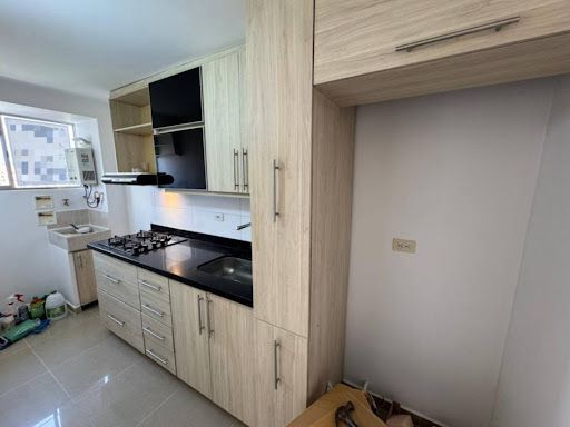 Apartamento en arriendo Antioquia Medellín El Rincon 70 m2 Habitaciones 3 Baños 2 Garajes 1 Precio $3000000