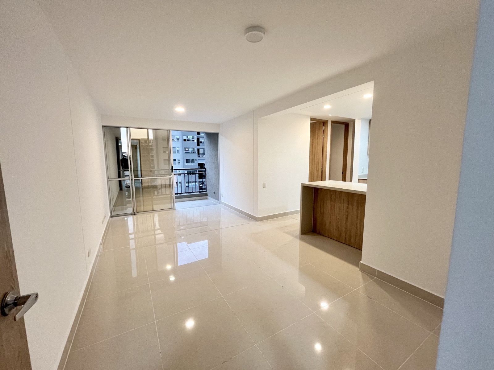 Apartamento en arriendo Valle Del Cauca Cali Parcelacion Piedra Grande 73 m2 Habitaciones 3 Baños 2 Garajes 1 Precio $2200000