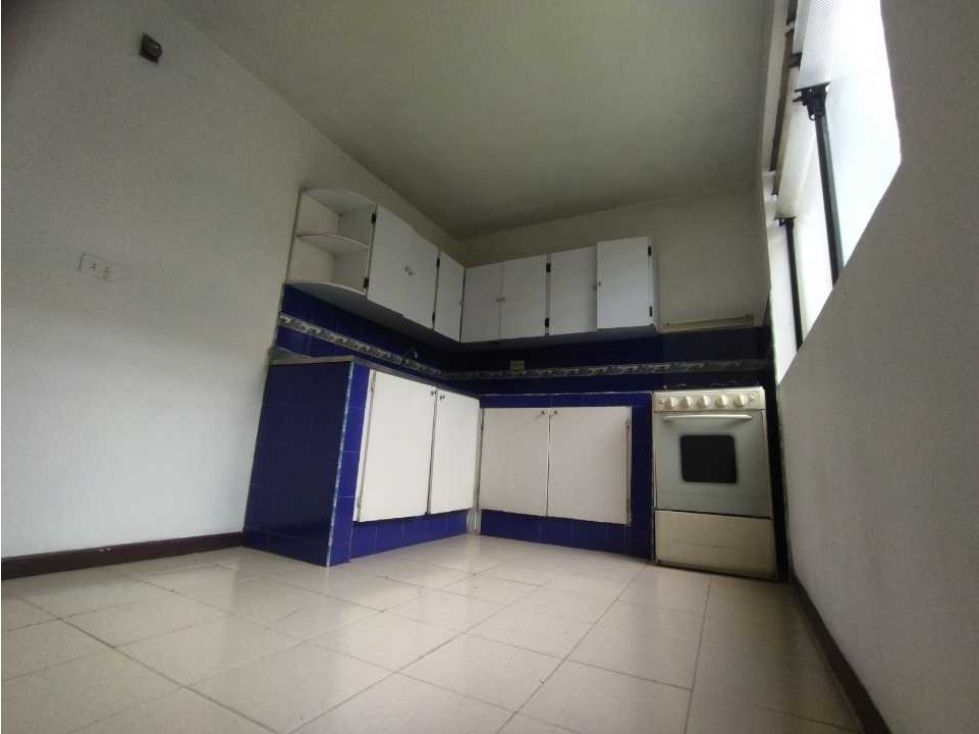 Apartamento en venta Antioquia Bello La Gran Avenida 86 m2 Habitaciones 4 Baños 2 Garajes 0 Precio $300000000