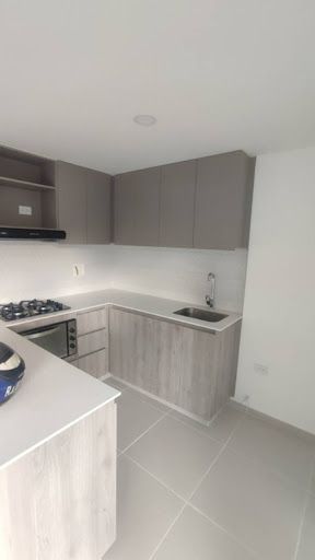 Apartamento en arriendo Antioquia Medellín Cuarta Brigada 90 m2 Habitaciones 3 Baños 2 Garajes 1 Precio $4000000