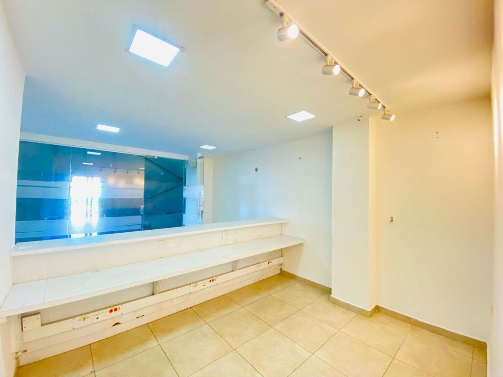 Bodega en arriendo Bolívar Cartagena El Bosque 2232 m2 Habitaciones 0 Baños 2 Garajes 0 Precio $30000000