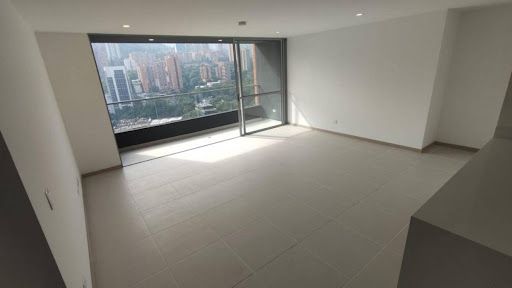 Apartamento en arriendo Antioquia Medellín Simesa 122 m2 Habitaciones 3 Baños 4 Garajes 2 Precio $6500000